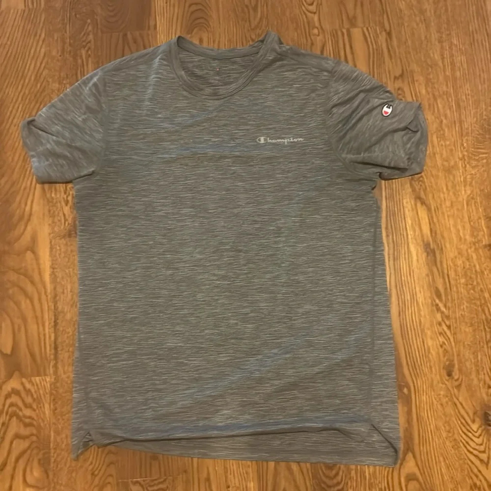 Men’s Champion Grey Shirt
